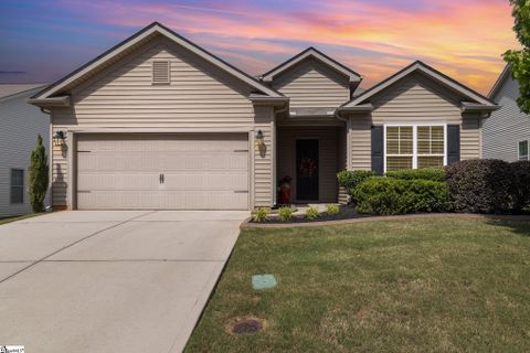 208 Evansdale Way pending home in Cottages At Neely, Simpsonville, SC