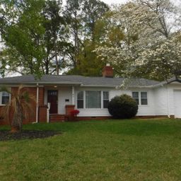 222 Woodview Avenue