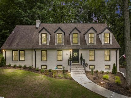 15 Lake Circle Drive