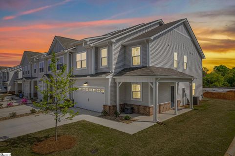 Homes in Holly Ridge, Greenville