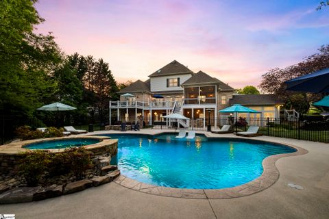 5 Norman Place