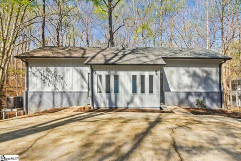 6 Villa Drive