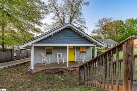 920 Anderson Road active home in Downtown, Greenville, SC