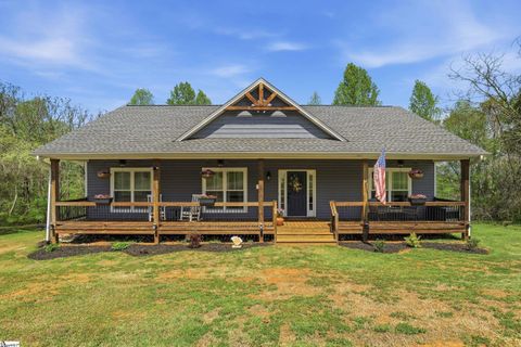 127 Clark Lane