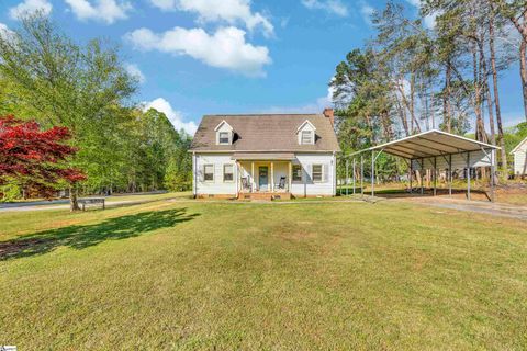 88 Old Boswell Road active home in Cox Ridge, Travelers Rest, SC