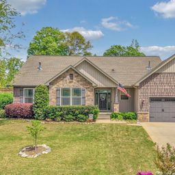 225 Bayswater Lane