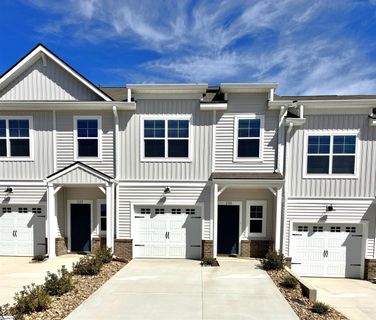 230 Crimson Tree Court pending home in Holly Ridge, Greenville, SC