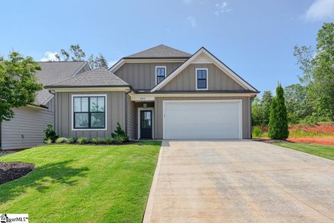 443 Brunswick Lane pending home in Villas At Woodfin, Inman, SC