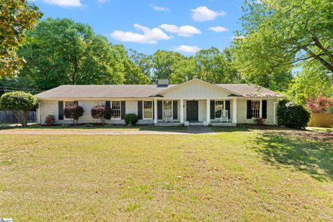 118 Holgate Drive sold home in Wade Hampton Gardens, Greenville, SC