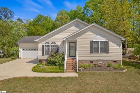 Homes in Richmond Hills, Greenville
