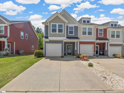 224 Keaton Court active home in Camelot Townes, Spartanburg, SC