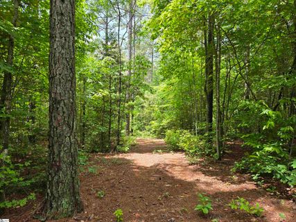 8 Belk Road sold home in Burban Creek Plantation, Travelers Rest, SC