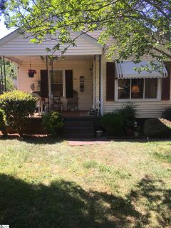 10 Edwards Street pending home in Elizabeth Heights, Greenville, SC