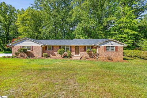 11 Fontana Drive
