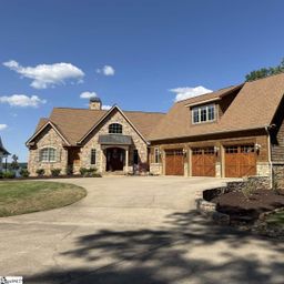 406 Commonwealth Drive