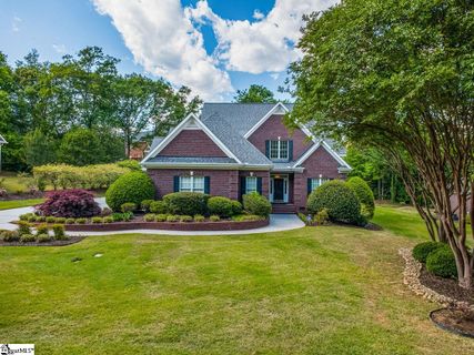 616 Shefwood Drive active home in Middle Creek, Easley, SC