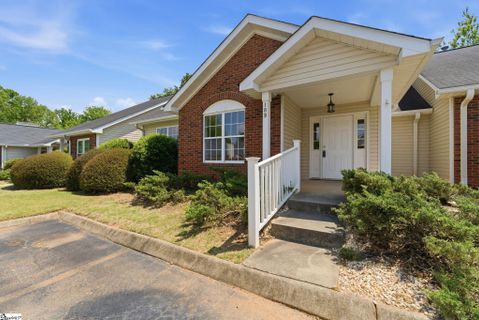 109 Woodglen Drive sold home in Townes At Woodruff Park, Simpsonville, SC
