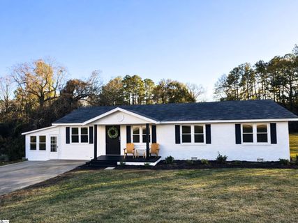 2020 Bolt Drive active home in Nevitt Pines, Anderson, SC