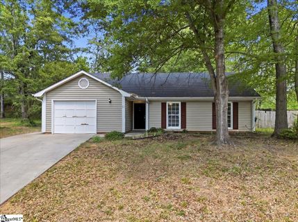 23 Chinaberry Lane pending home in Neely Forest, Simpsonville, SC