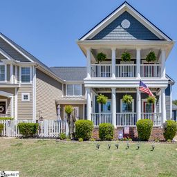 15 Valcourt Circle
