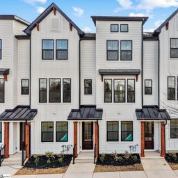 26 Renaissance Row Drive