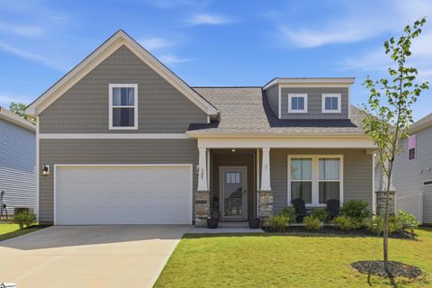 123 Ives Way active home in Woodglen, Piedmont, SC