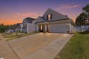 1442 Apple Butter Drive sold home in Lyman, SC