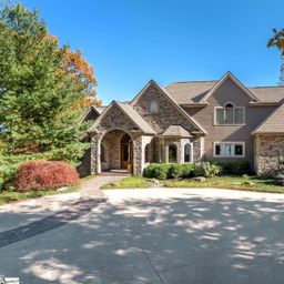39 The Cliffs Parkway