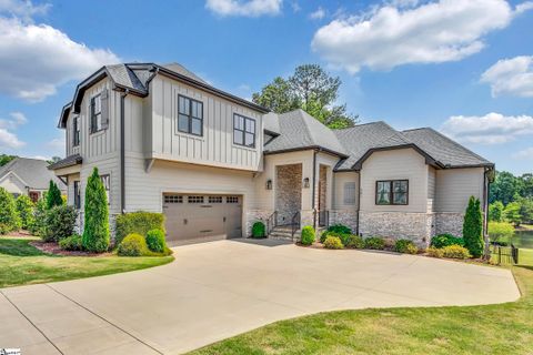 Homes in Chestnut Pond, Simpsonville