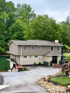 1200 Loran Pointe Circle