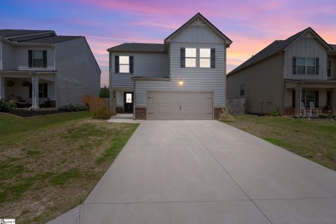 105 Echline Street active home in Southgrove, Fountain Inn, SC