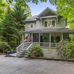 14 Woodbine Drive