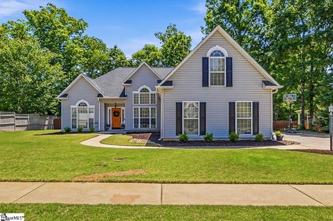 825 Brielle Court sold home in Blackberry Farm, Simpsonville, SC