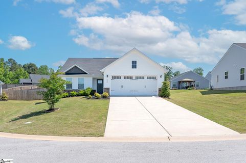 934 Blue Willow Court pending home in Olivia Springs, Spartanburg, SC