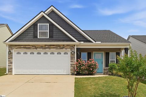 405 Thomas Edwards Lane active home in Orchard Crest, Greer, SC