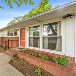 40 N Garden Circle