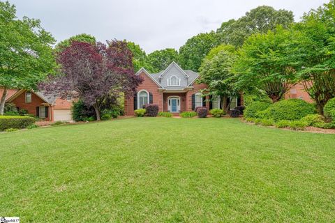 343 English Oak Road active home in Stonehaven, Simpsonville, SC