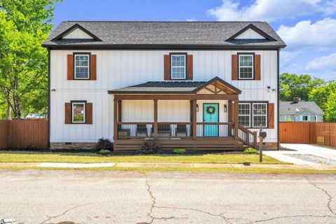 221 3Rd Avenue sold home in Poe Mill, Greenville, SC