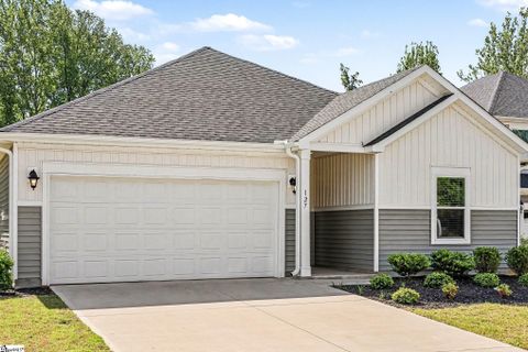 127 Mainsail Way active home in Holland Park, Spartanburg, SC