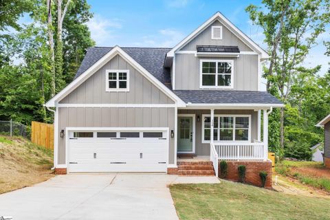 Homes in Pine Hill Village, Greenville