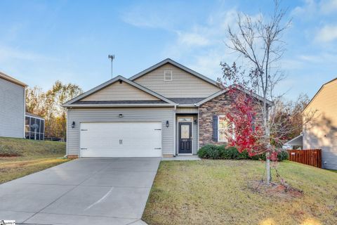 461 All Seasons Drive sold home in Clairmont Estates, Boiling Springs, SC