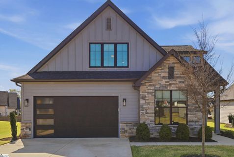103 Ridan Road active home in Whispering Meadows, Mauldin, SC