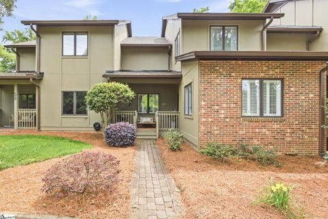 203 Ingleside Way pending home in Ingleside, Greenville, SC