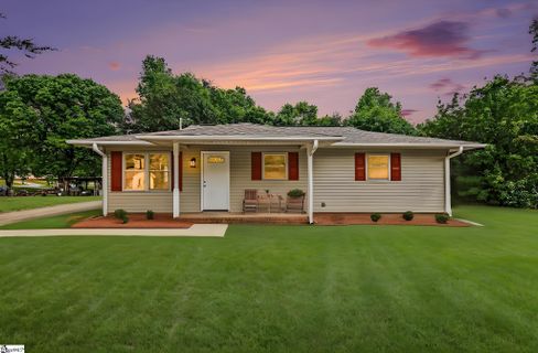 507 Craig Kropff Drive sold home in Brookside Village, Wellford, SC