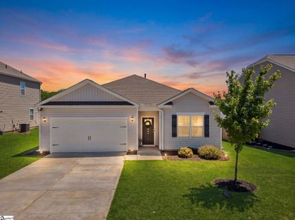 846 Colmore Trail active home in Hampton Hills, Lyman, SC