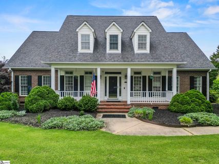 313 N Oakley Lane active home in Hawkcreek, Spartanburg, SC