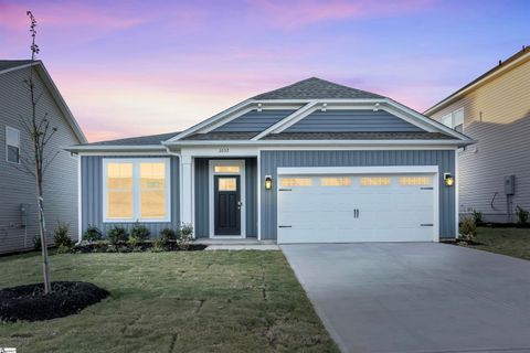 2032 Halton Oaks Drive Lot 136 active home in Halton Oaks, Spartanburg, SC