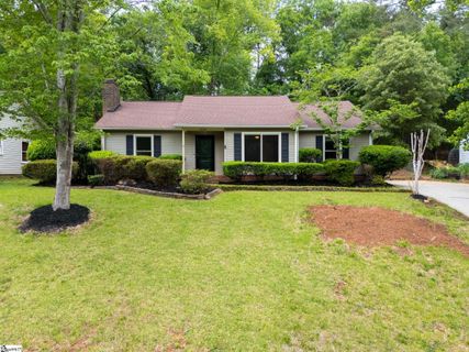 1606 Winding Way active home in Peppertree, Taylors, SC