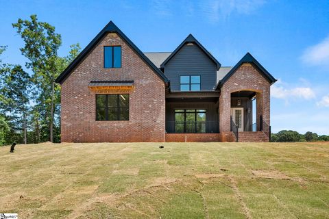 Previously sold for $664,900