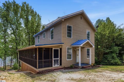 104 Lakehill Drive